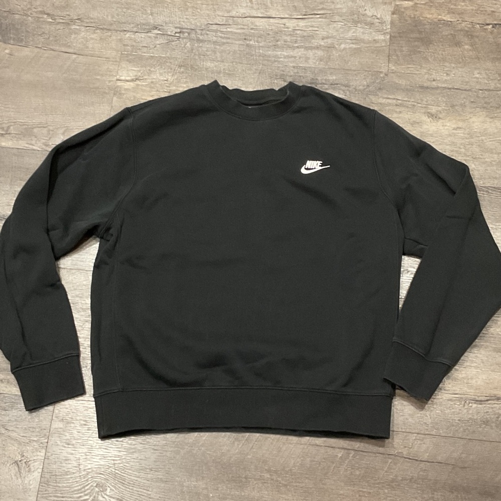 Nike Black Crewneck Sweatshirt